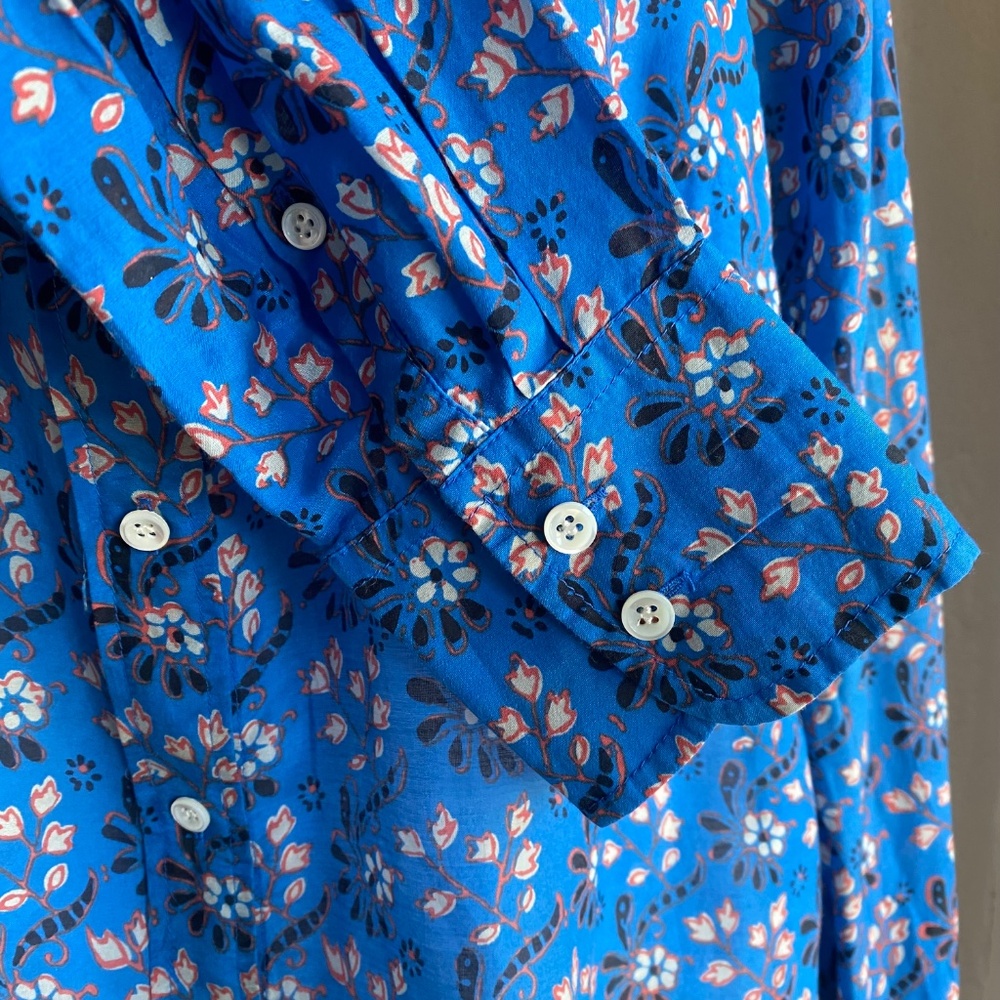 J. Crew button down Perfect shirt in blue with red & white floral pattern Sz 8 - Picture 9 of 12